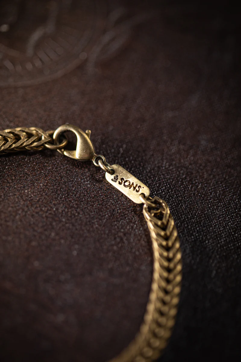 Arrow Bracelet Brass - Image 8