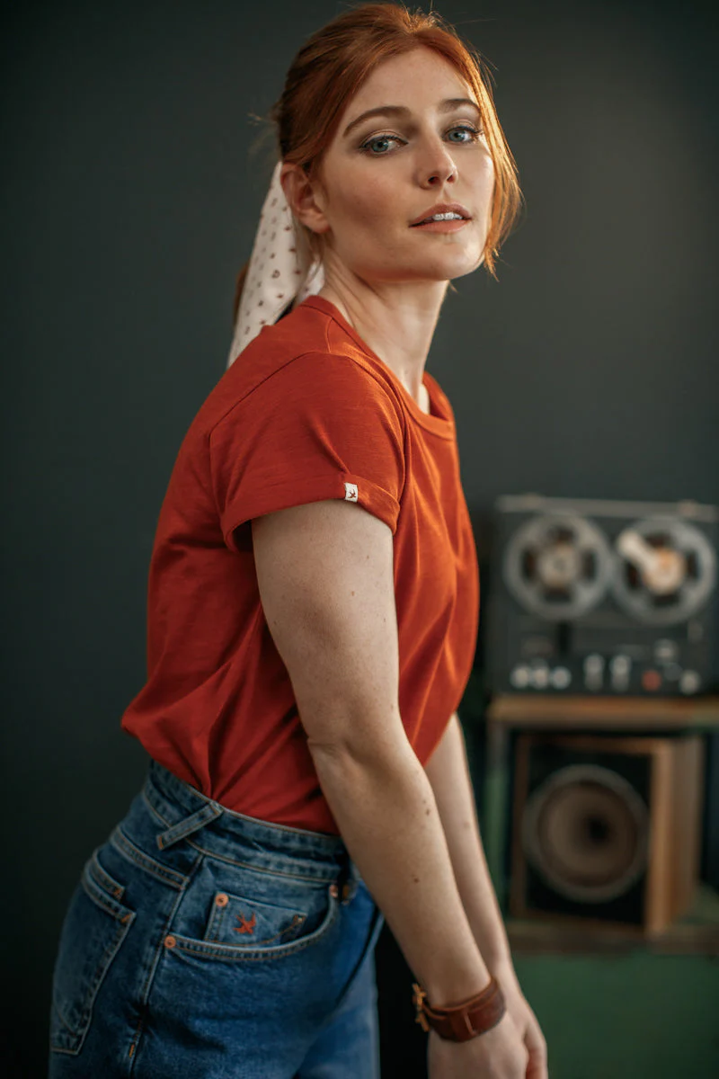 Damsons Rock T-Shirt Vintage Red - Image 3