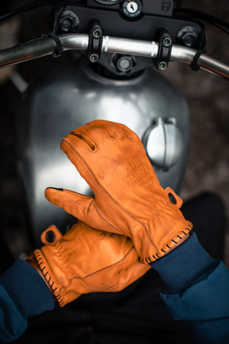&SONS Adventure Gloves Tan - Image 5
