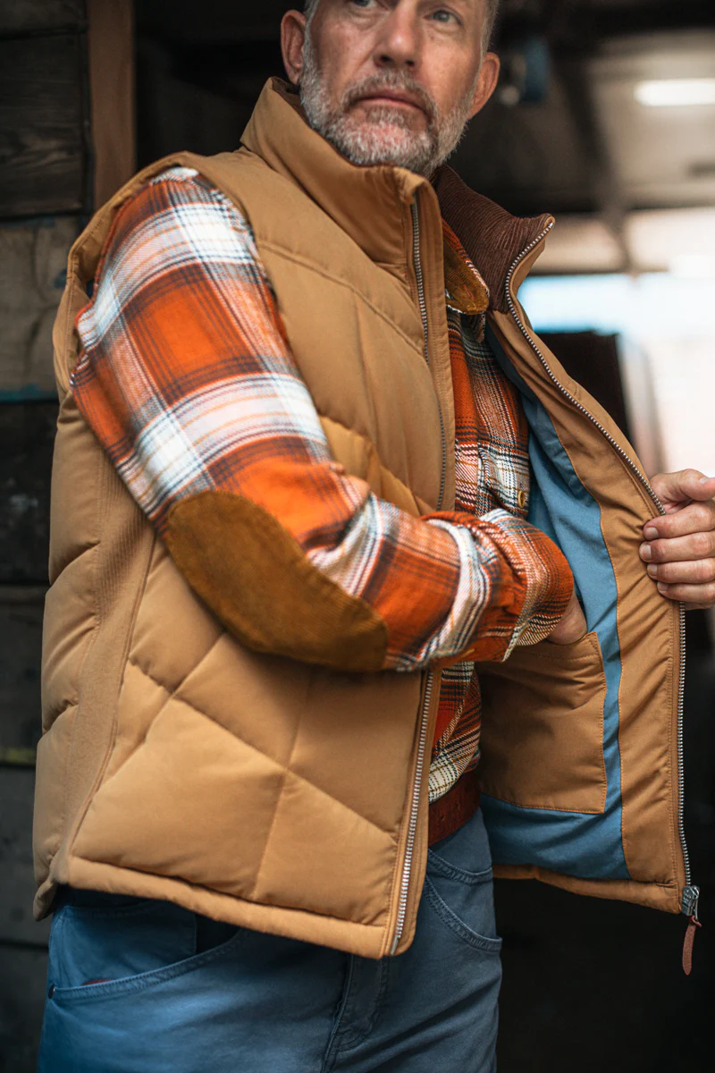&SONS Forest Puffer Gilet Tan - Image 12