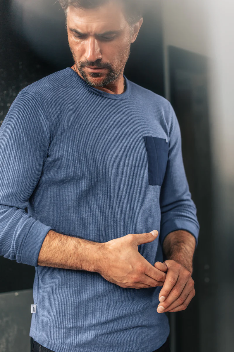 &SONS Glen Pocket Waffle Crew Sky Blue Marl - Image 4
