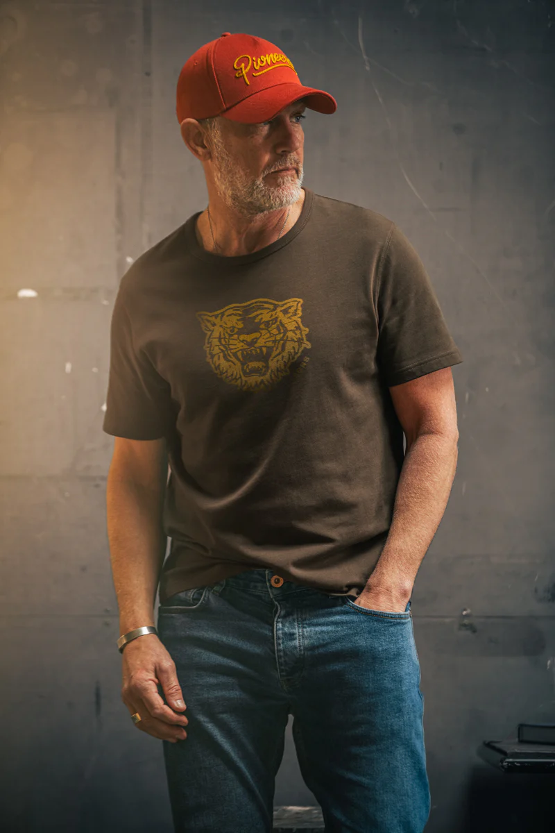 Tiger Strike T-Shirt Dark Brown - Image 5